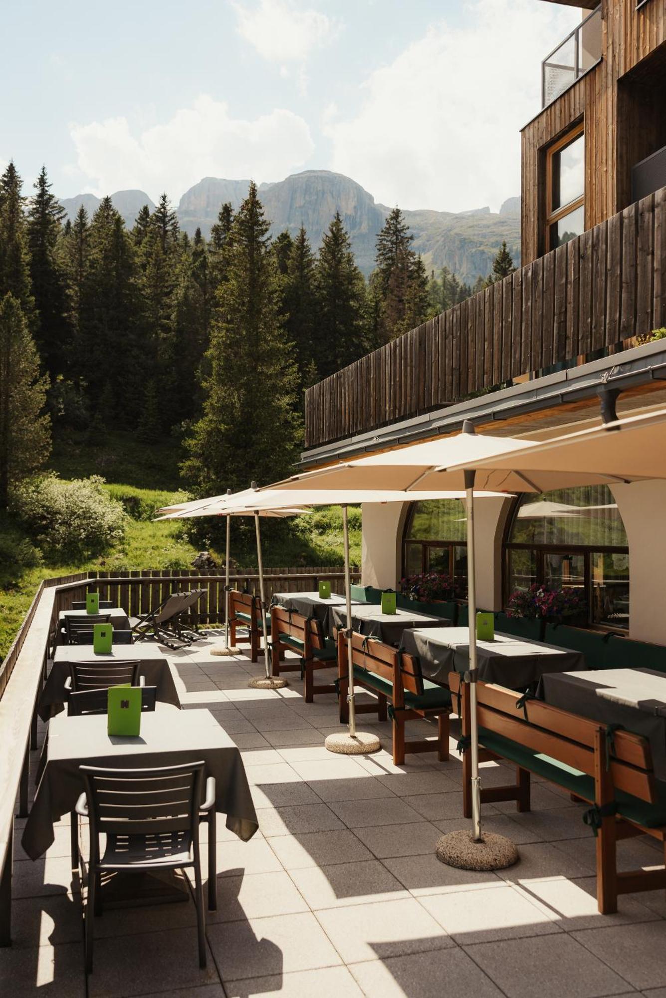Hotel Boe Sport And Nature Arabba Exteriör bild